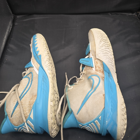 Nike Athletic Shoes Beige and‎ Blue main image 4